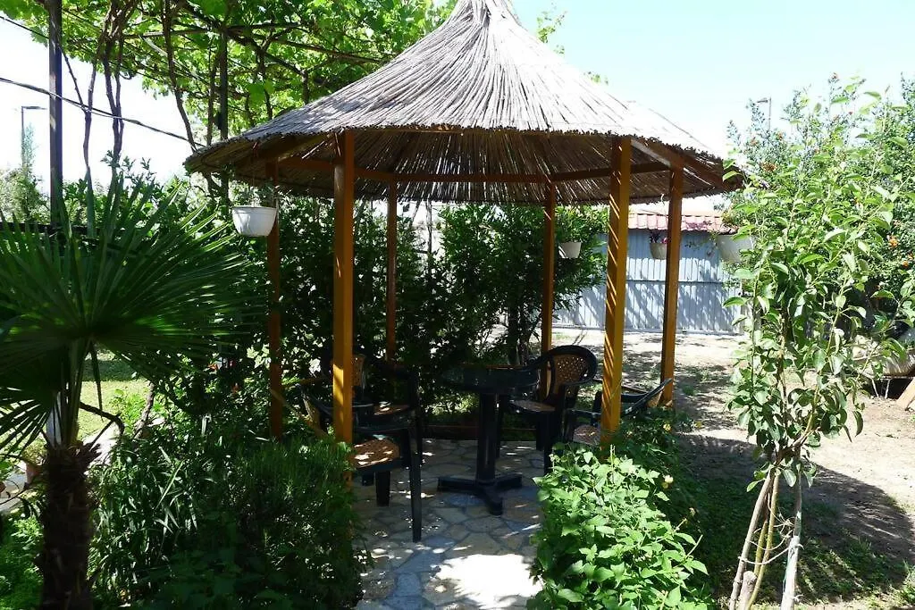 Summer House -Room For 5 People In 1St Floor - J Velipoje 0*,  Albania