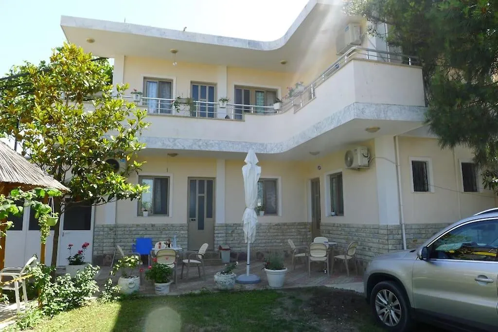 Summer House -Room For 5 People In 1St Floor - J Velipoje